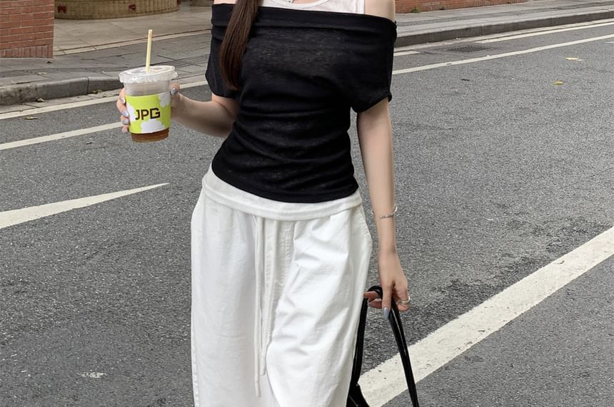Two-Tone Cold Shoulder Mock Layer T-Shirt