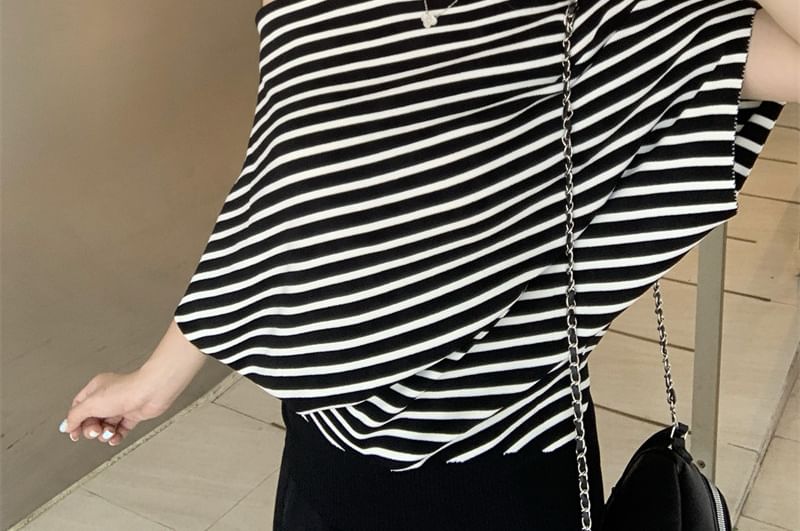 Off-Shoulder Batwing Sleeve Tee