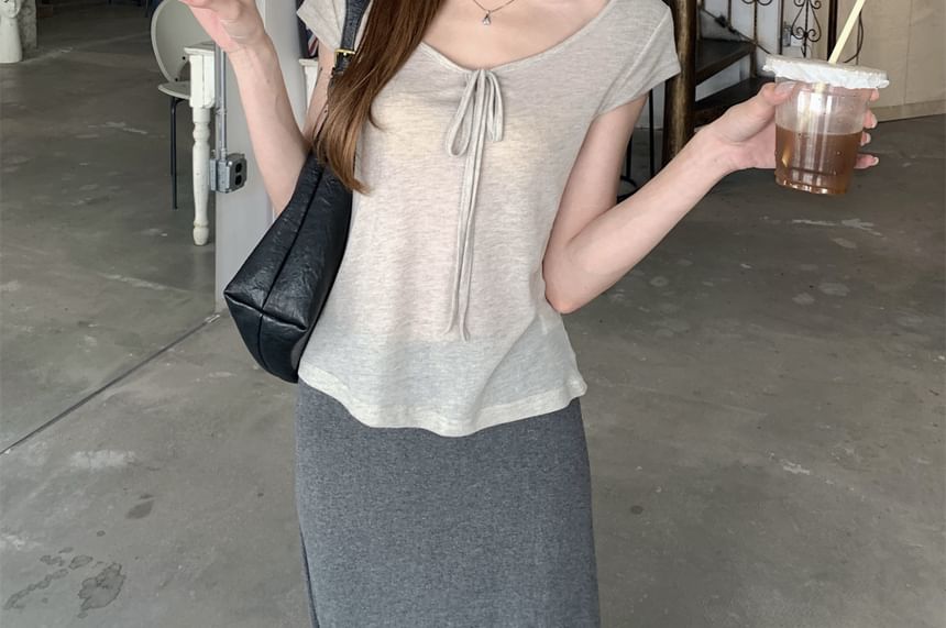 Sheer V-Neck Short-Sleeve Slim T-Shirt