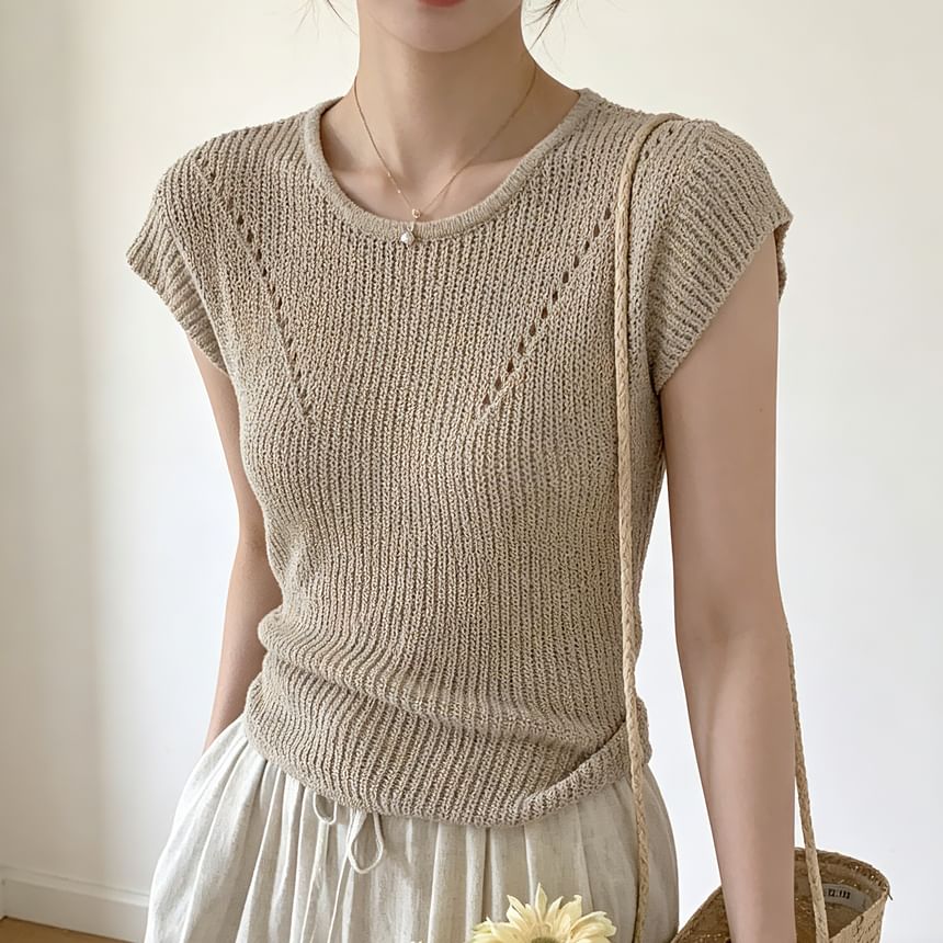 Round Neck Ribbed Knit Top Cap Sleeve