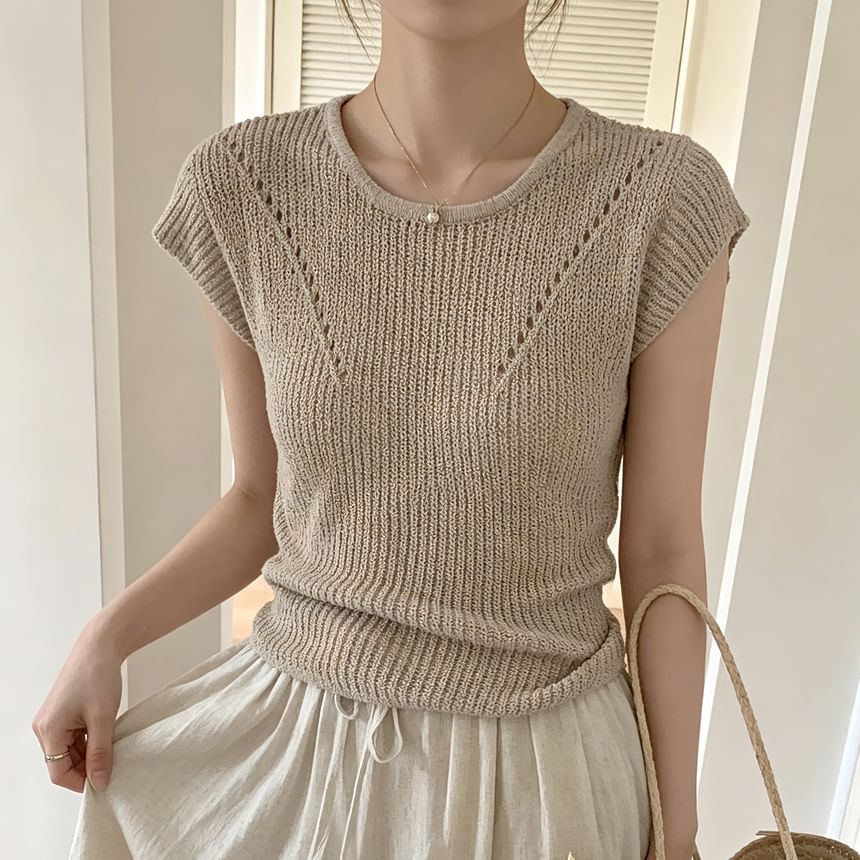 Round Neck Ribbed Knit Top Cap Sleeve