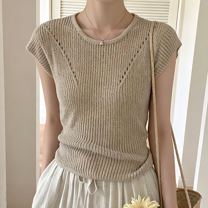 Round Neck Ribbed Knit Top Cap Sleeve
