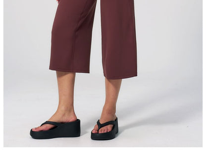 Cropped Camisole & Wide Leg Capri Pants Set