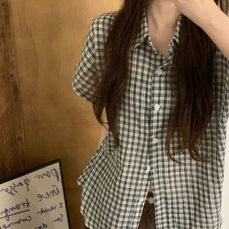 Short Sleeve Plaid Slim-Fit Shirt