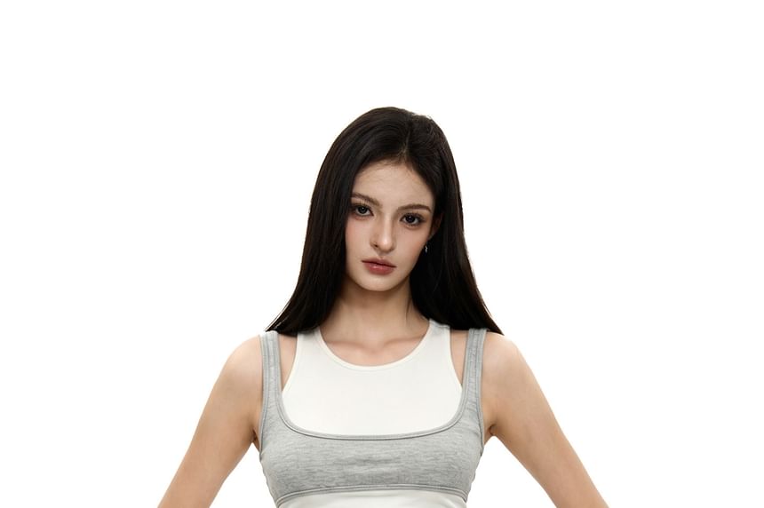 Set: Round Neck Tank Top & Square Neck Crop Tank Top