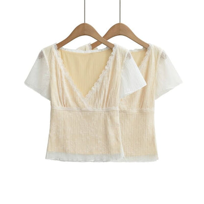 Lace Overlay V-Neck Short Sleeve Top