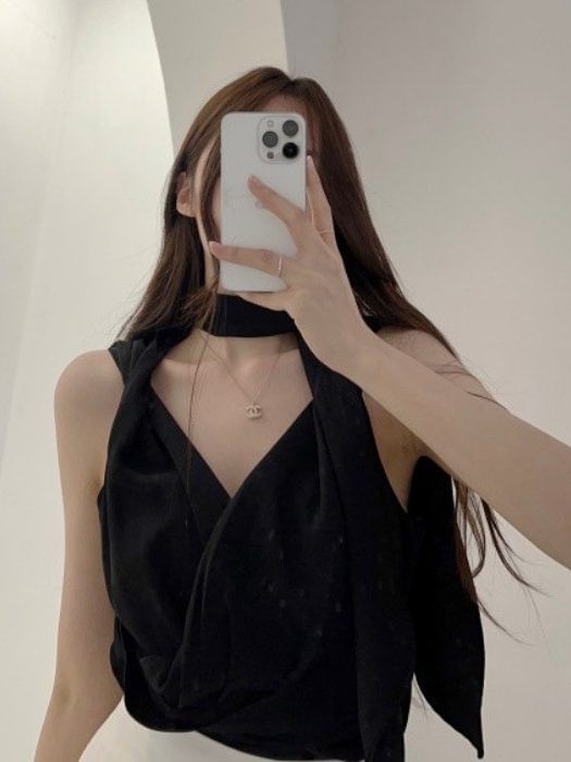 V-Neck Plain Ruched Cropped Tank Top