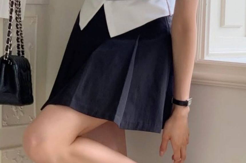 Short-Sleeve Off-Shoulder Two-Tone Ruched Blouse