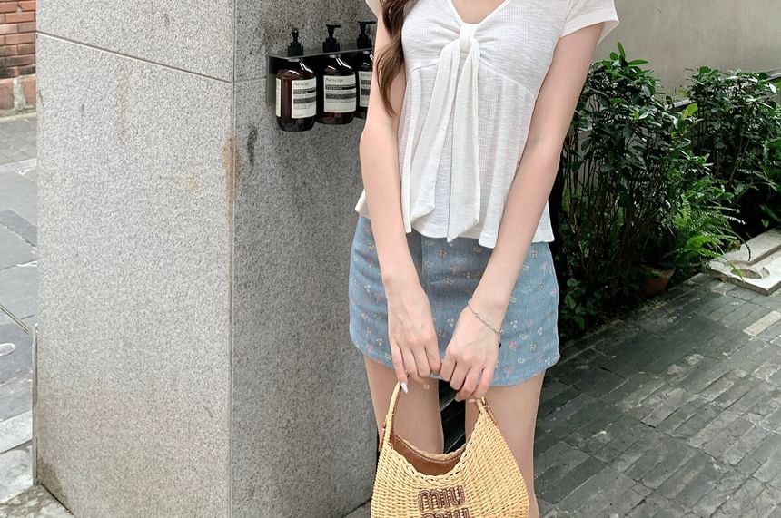 Short Sleeve V-Neck Plain Bow Panel Top