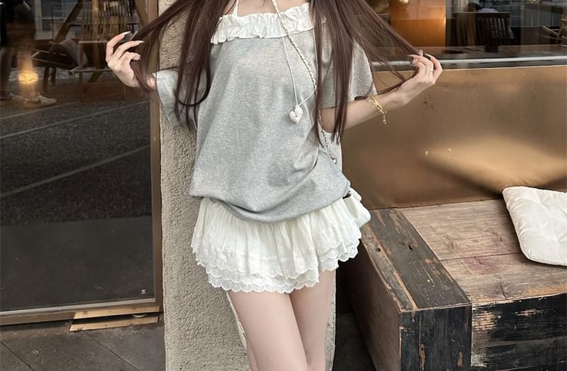 Short-Sleeve Off Shoulder Ruffle Plain T-Shirt