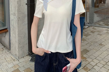 Short-Sleeve Crewneck Plaid Panel Crop T-Shirt