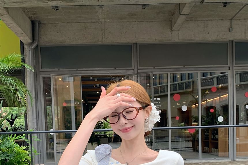 Short-Sleeve Crewneck Plaid Panel Crop T-Shirt