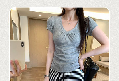 Short-Sleeve V-Neck Ruched Plain T-Shirt