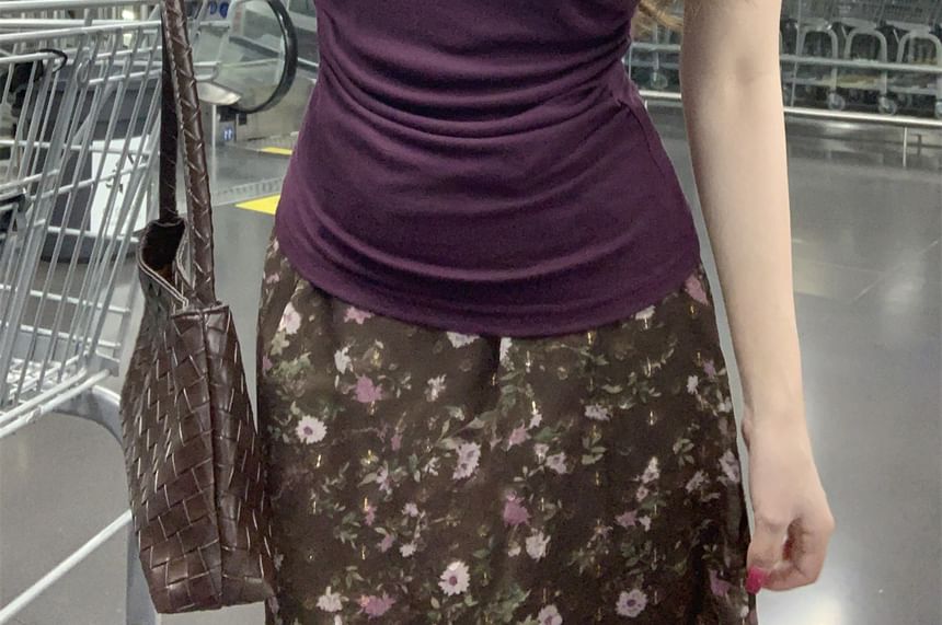 Short-Sleeve Scoop Neck Plain Crop Top