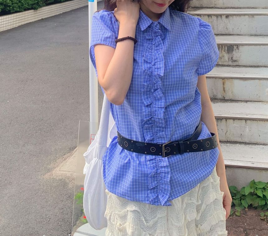 Short Sleeve Collared Ruffle Blouse