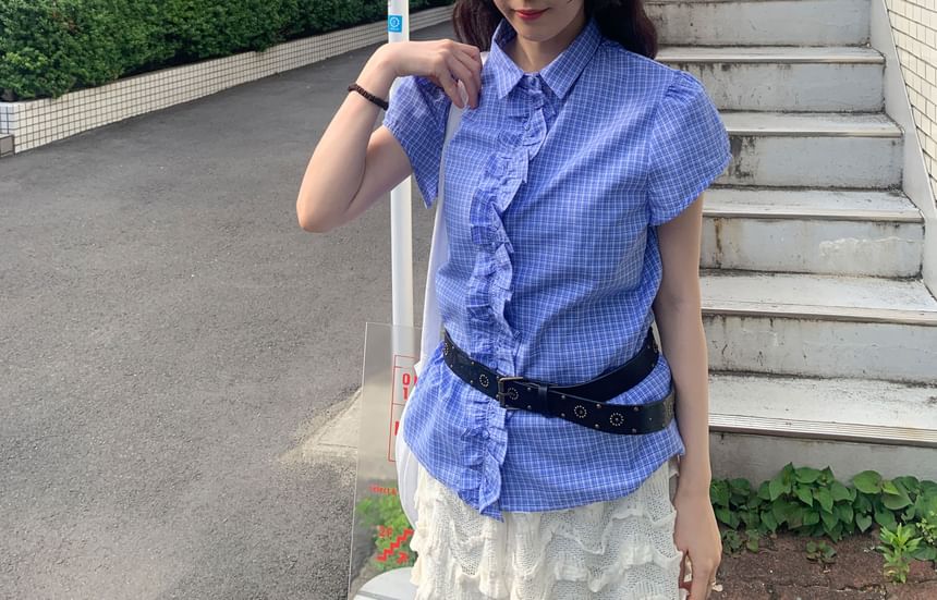 Short Sleeve Collared Ruffle Blouse
