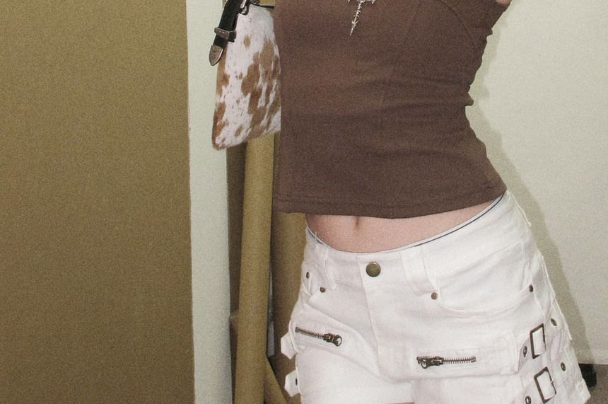 Sleeveless Round Neck Plain Crop Top