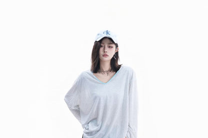 Long-Sleeve V-Neck Contrast Trim T-Shirt