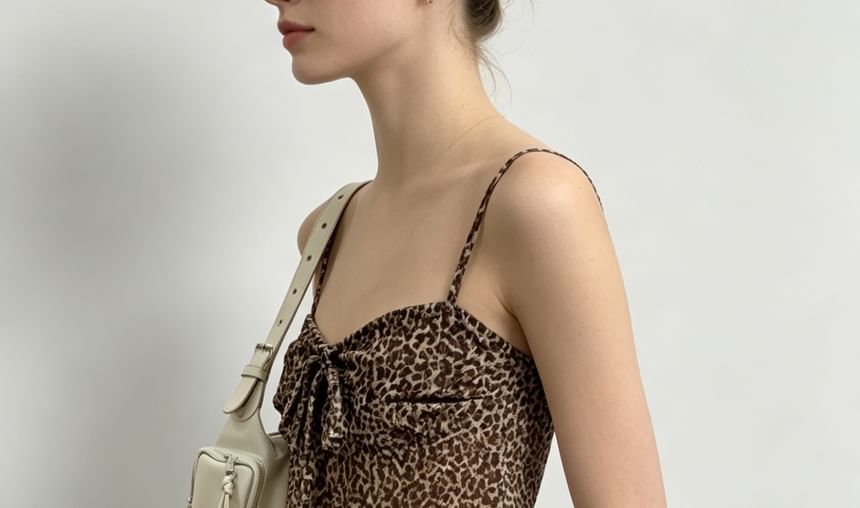 Sweetheart Neckline Leopard Print Tie-Front Camisole Top