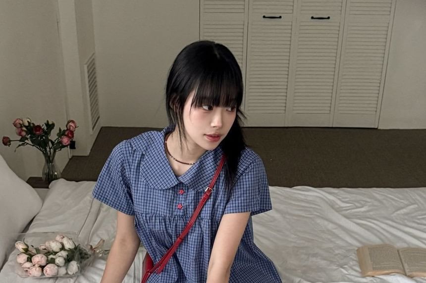 Peter Pan Collar Plaid Blouse with Short Sleeves
