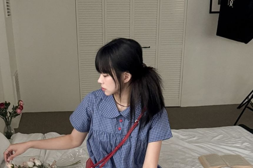 Peter Pan Collar Plaid Blouse with Short Sleeves