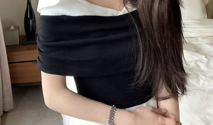 Two-Tone Off-Shoulder Ruched Blouse with Short Sleeves