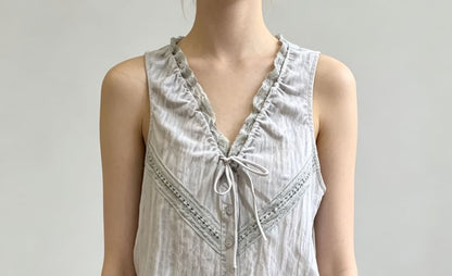 V-Neck Lace Trim Tie-Front Drawstring Tank Top - Solid