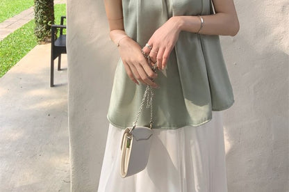 Flowy Crewneck Sleeveless Top - Plain Cotton