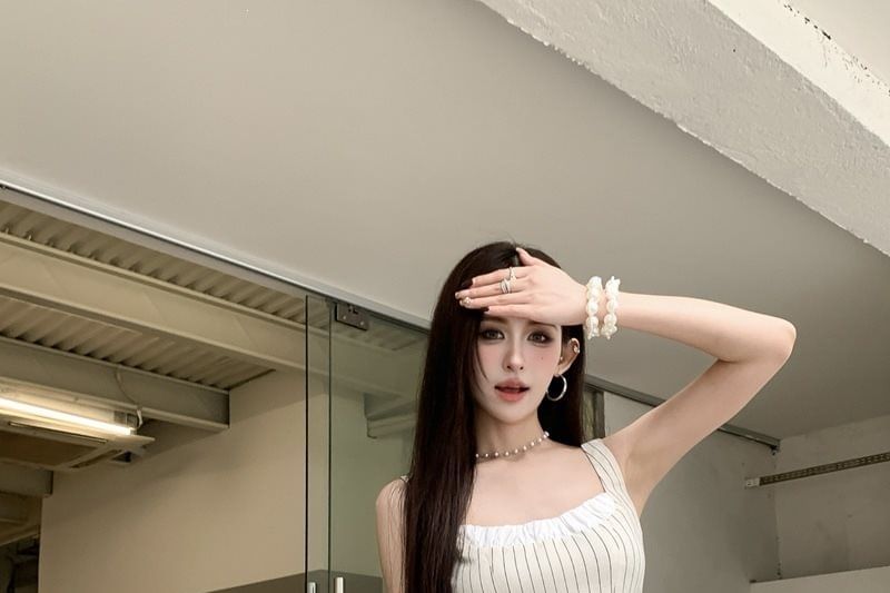 Square Neck Contrast Frill Trim Crop Tank with Pleated Mini A-Line Skirt Set