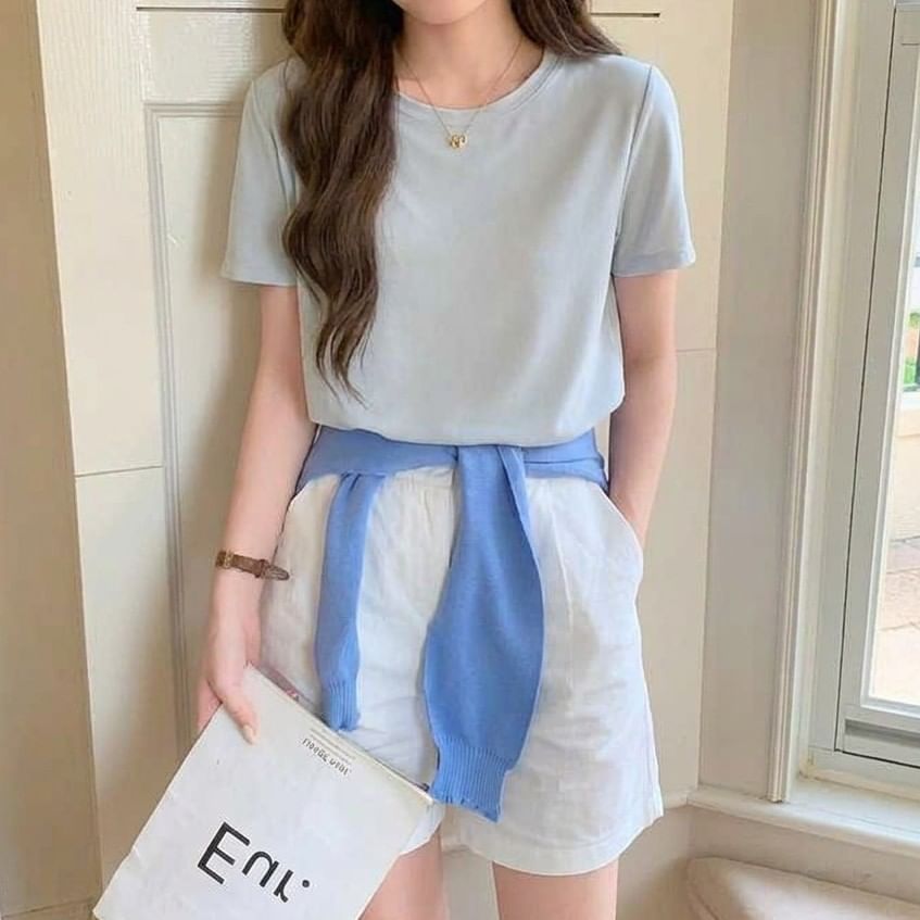 Crew Neck Plain T-Shirt with Short Sleeves