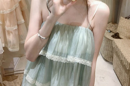 Flowy Lace Trim Camisole Top Layered