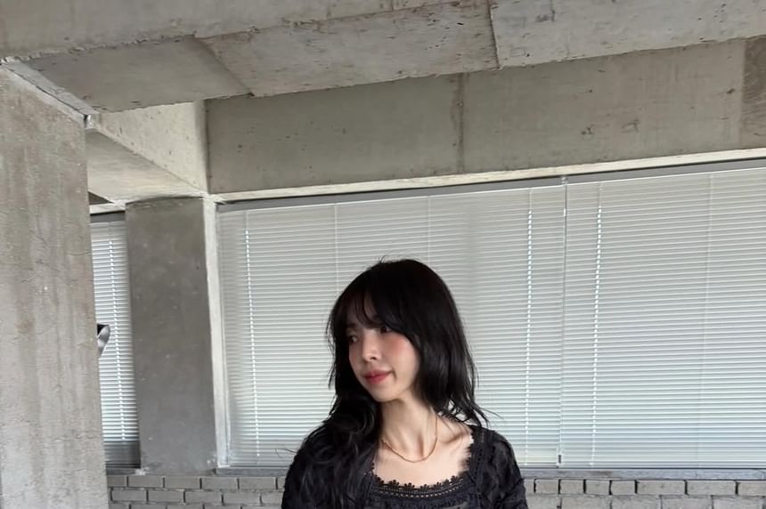 Dotted Lace Trim Ruffle Blouse with Square Neckline