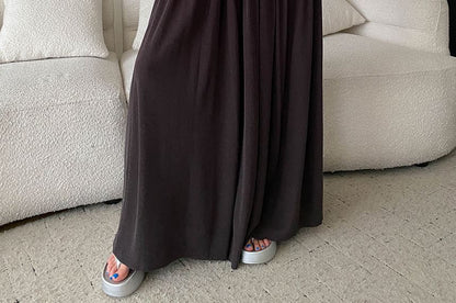 Scoop Neck Knit Top & Pleated Maxi Skirt Set