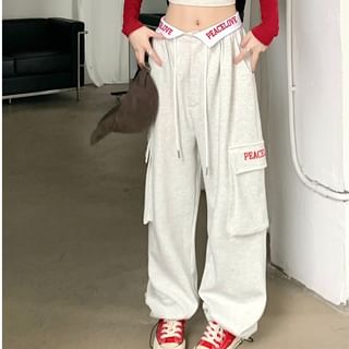 Long-Sleeve Crew Neck Lettering Raglan Crop Slim Fit T-Shirt / High Waist Wide Leg Cargo Sweatpants