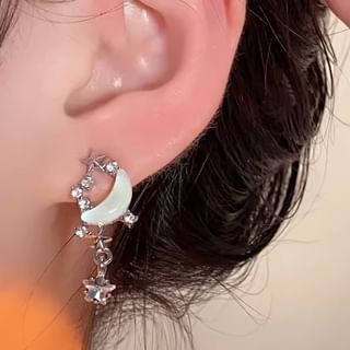 Boucle d'oreille en forme de goutte de lune