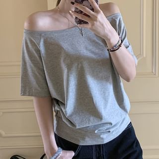 Short-Sleeve Off Shoulder Plain Top