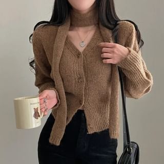 Long Sleeve V-Neck Crop Cardigan with Choker