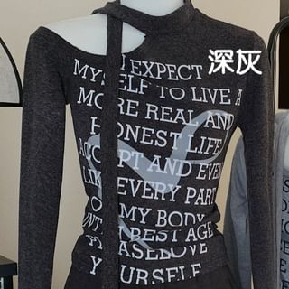 Long-Sleeve One-Shoulder Lettering T-Shirt / High Rise Plain Wide Leg Pants