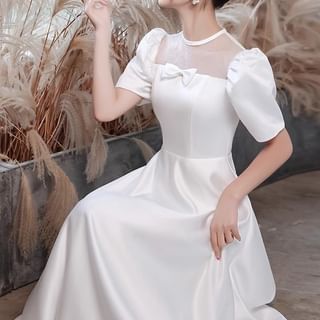Plain Neck Wedding Bowknot Square A-Line Short Gown Sleeve