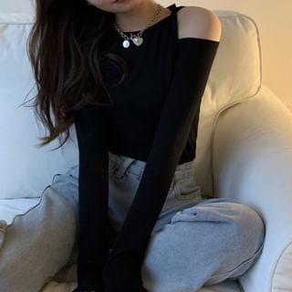 Long-Sleeve Cold Shoulder Plain Crop Top