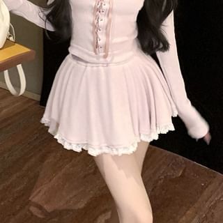 Long-Sleeve Scoop Neck Hooded Plain Lace Trim Top / Mid Rise Lace Trim Mini A-Line Skirt