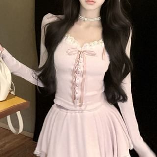 Long-Sleeve Scoop Neck Hooded Plain Lace Trim Top / Mid Rise Lace Trim Mini A-Line Skirt