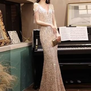 Boatneck Mesh Sequin Gown Mermaid Short-Sleeve Evening