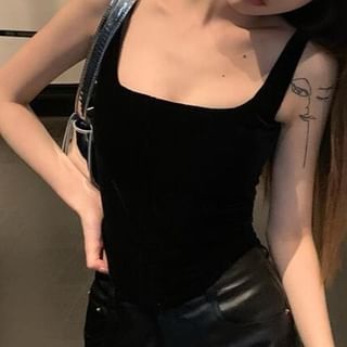 Square Neck Plain Camisole Top / High Rise Faux Leather Flared Pants