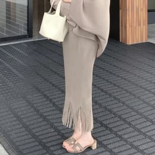 V-Neck Plain Lace Trim Camisole Top / Plain Open Front Jacket / High Waist Fringe Maxi Pencil Skirt