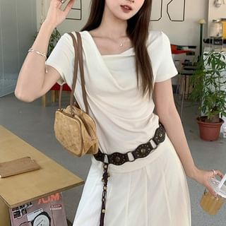 Plain Cowl Fit T-Shirt Neck Ruched Slim Short-Sleeve