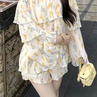 Long Sleeve Off Shoulder Floral Print Ruffle Blouse / High Waist Shorts