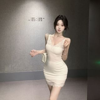 Spaghetti Strap V-Neck Lace Panel Mini Bodycon Dress