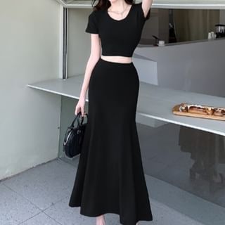 Short-Sleeve Scoop Neck Solid Crop Tee & High-Waist Midi Flared Skirt Set