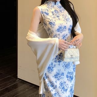 Sleeveless Floral Slit Maxi Qipao / Plain Cardigan